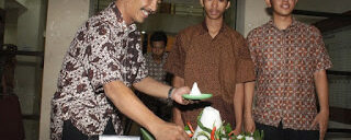 Pameran Dies Natalis UNY ke 49 “ISEH PENAK JAMANKU TO”