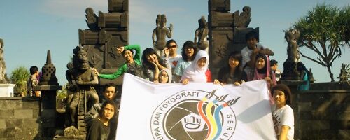 mengukir ombak pantai ngobaran